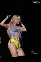 Zara LarssonSexy in Zara Larsson Sexy Rocks Her Hot Body As She Performs At Rock In Rio Music Festival In Rio De Janeiro