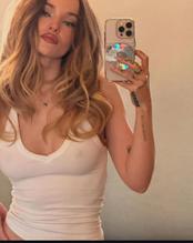Dove Cameron Sexy in Dove Cameron Pokies