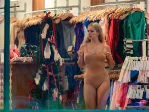 Addison Rae Sexy in Addison Rae Sexy Spotted Showing Off Her Slender Figure While On Shopping Spree In Studio City