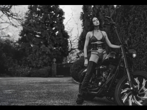  alt="Irina Shayk Sexy in Irina Shayk Sexy And Nude V Magazine Photoshoot By Steven Klein"