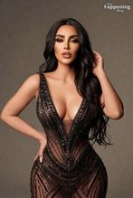  alt="Kim Kardashian West Sexy in Kim Kardashian Sexy And Sizzling Photos Collection"