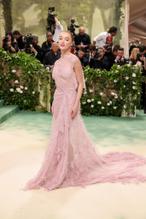 Phoebe DynevorSexy in Phoebe Dynevor The 2024 Met Gala, New York