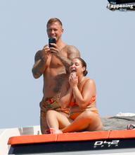 Jacqueline JossaSexy in Jacqueline Jossa & Dan Osborne's Sexy Yacht Day In Formentera