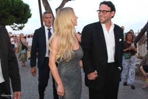  alt="Sydney Sweeney Sexy in Sydney Sweeney Sexy Flashes Her Hot Tits And Undies In A Glamorous Dress At Armani's Star-studded Party In Italy"
