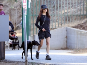 Jenna Ortega Sexy And Braless Spotted Showing Off Her Hot Pokies And Legs At Runyon Canyon Park In LA