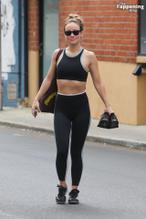 Olivia WildeSexy in Olivia Wilde's Sexy Morning Gym Look In Studio City