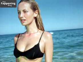 ADRIANAKAREMBEUSEXYANDNUDEPHOTOSCOLLECTION - NUDE STORY