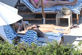  alt="Jutta Leerdam Sexy in Jutta Leerdam Sexy Spotted With Jake Paul Showing Off Her Sizzling Bikini Body While On An Italian Getaway"