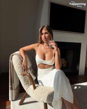 KARADELTOROSSEXYPHOTOSHOOTATTHEWHITEPARTY - NUDE STORY