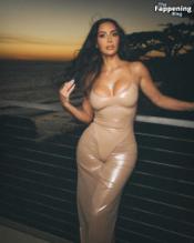 KIMKARDASHIANSEXYSHOWSOFFHERHOTPOKIESANDFIGUREINASLUTTYTIGHTOUTFITFORHER44THBIRTHDAY - NUDE STORY