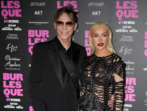 Christina Aguilera Sexy Stuns In A Slutty Black Dress At The 