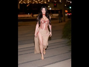 Megan Fox Sexy Shows Off Her Hot Figure At The 