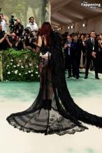 Dua LipaSexy in Dua Lipa Stuns In Sexy Dress At Met Gala In Nyc