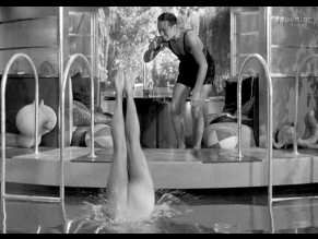 Joan Crawford Sexy And Nude Black & White Photo Showing Off Her Seductive Tits And Body