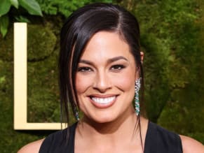 Ashley Graham Sexy in Ashley Graham Sexy Flaunts Her Hot Boobs At The 82Nd Annual Golden Globe Awards In Beverly Hills
