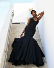  alt="Chelsea Lazkani Sexy in Chelsea Lazkani Sexy And Sultry Photos Collection"