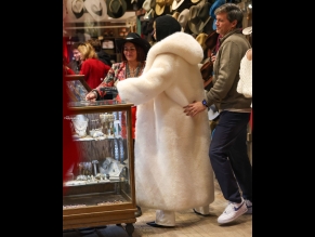  alt="Brooks Nader Sexy in Brooks Nader Sexy Spotted Flashing Her Hot Tits While Christmas Shopping With Her Sisters At Kemo Sabe In Aspen"