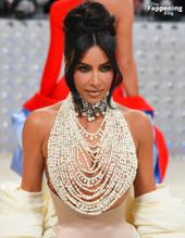 Kim Kardashian WestSexy in Kim Kardashian Flaunts Her Sexy Assets At The Met Gala In Nyc