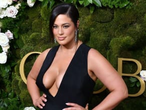 Ashley Graham Sexy in Ashley Graham Sexy Flaunts Her Hot Boobs At The 82Nd Annual Golden Globe Awards In Beverly Hills