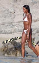 Naomi CampbellSexy in Naomi Campbell Sexy Spotted Showing Off Her Sultry Body In A Hot White Bikini At Mykonos Beach