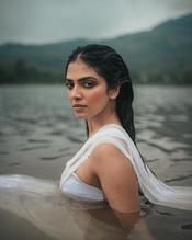 Malavika MohananSexy in Malavika Mohanan Wet & Wild