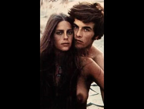 Daria Halprin Sexy And Nude Photo Showing Off Her Seductive Boob