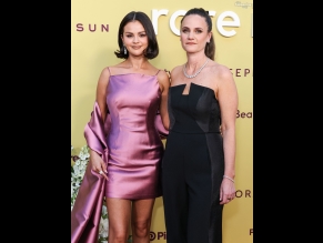 Selena Gomez Sexy Shows Off Her Hot Pokies And Legs At The 3rd Annual Rare Impact Fund Benefit In Hollywood