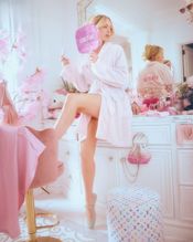  alt="Paris Hilton Sexy in Paris Hilton Sexy And Topless Photos Collection"