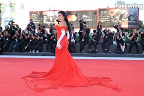 Georgina RodriguezSexy in Georgina Rodriguez Sizzles In Red At The 80th Venice International Film Festival