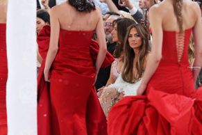  alt="Jennifer Lopez Sexy in Jennifer Lopez Sexy Flaunts Her Hot Tits In A Dazzling Dress At The Celia Kritharioti Haute Couture Fashion Show In Paris"