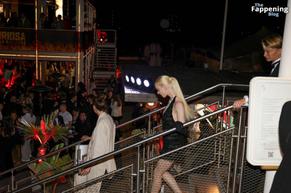 ANYATAYLORJOYSTUNSINSEXYOUTFITATFURIOSAAFTERPARTYINCANNES - NUDE STORY