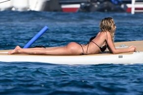  alt="Alix Earle Sexy in Alix Earle Sexy Spotted Showing Off Her Sizzling Bikini Body On A Yacht At Sardinia Beach In Italy"
