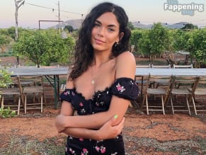 Aarika Wolf Sexy in Aarika Wolf Sexy And Bare Photos Collection