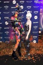 alt="Leni Klum Sexy in Leni Klum Sexy Stuns In A Hot Alien Costume At Heidis Halloween Party In New York City"