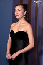 Olivia RodrigoSexy in Olivia Rodrigo Sexy Shines In A Stunning Black Dress At The 14th Governors Awards In Los Angeles