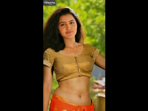  alt="Anupama Parameswaran Sexy in Anupama Parameswaran Sexy And Hot Photos Collection"