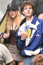 Mckenna Grace Sexy in Halloween Horror Nights At Universal Studios In Los Angeles With Her Boyfriend