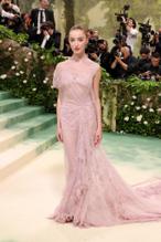 Phoebe DynevorSexy in Phoebe Dynevor The 2024 Met Gala, New York