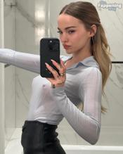 DOVECAMERONSEXYSELFIEPHOTOSSHOWINGOFFHERHOTPOKIES - NUDE STORY