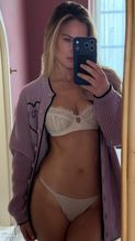  alt="Bar Refaeli Sexy in Bar Refaeli Sexy And Steamy Photos Collection"
