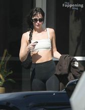  alt="Dakota Johnson Sexy in Dakota Johnson Sexy And Hot Photos Collection"
