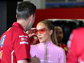 JENNIFERLOPEZSEXYSIZZLESINATIGHTPINKLATEXBODYSUITATJEDDAHF1GRANDPRIXINSAUDIARABIA - NUDE STORY
