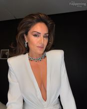  alt="Nazan Eckes Sexy in Nazan Eckes Sexy And Sizzling Photos Collection"