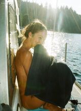 Claudia Bastien nu Photo