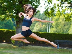 Marie Avgeropoulos Sexy And Nude Photos Collection