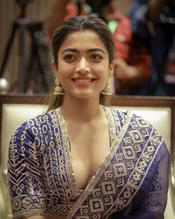 Rashmika MandannaSexy in Rashmika Mandanna Pushpa Movie Press Meet In Kerala