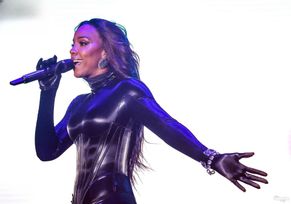  alt="Kelly Rowland Sexy in Kelly Rowland Sexy And Attractive Photos Collection"
