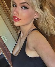 Mikah Lynn nackt Foto