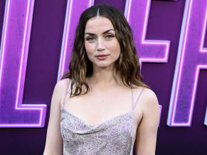 ANADEARMASSEXYSTUNSINASULTRYDRESSATTHEFROMTHEWORLDOFJOHNWICKBALLERINAPREMIEREINHOLLYWOOD - NUDE STORY