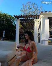 KYLIEJENNERSSEXYSUMMERSOIREEPHOTOS - NUDE STORY